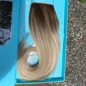 Hair halo never been worn.